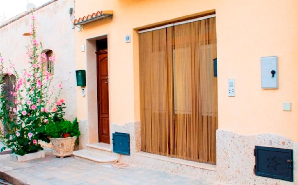 Case Vacanza Cristina Site In Antico Baglio E In Via Abruzzi N 161 サン・ヴィート・ロ・カーポ エクステリア 写真