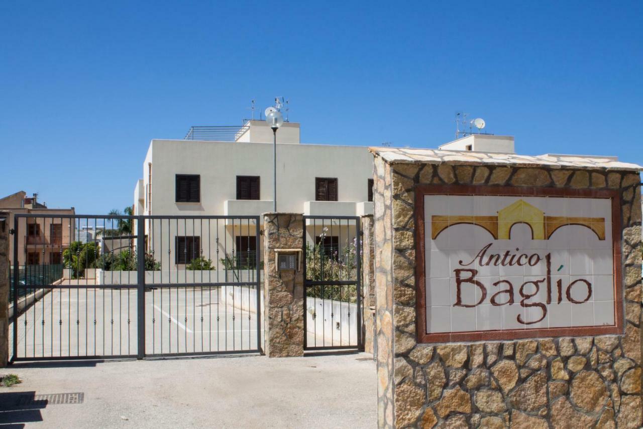 Case Vacanza Cristina Site In Antico Baglio E In Via Abruzzi N 161 サン・ヴィート・ロ・カーポ エクステリア 写真